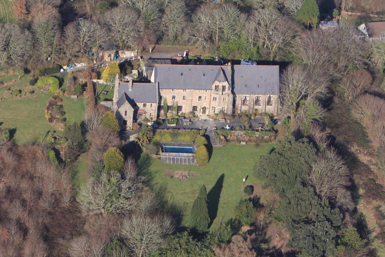 Peregrine Hall Lostwithiel Exterior foto